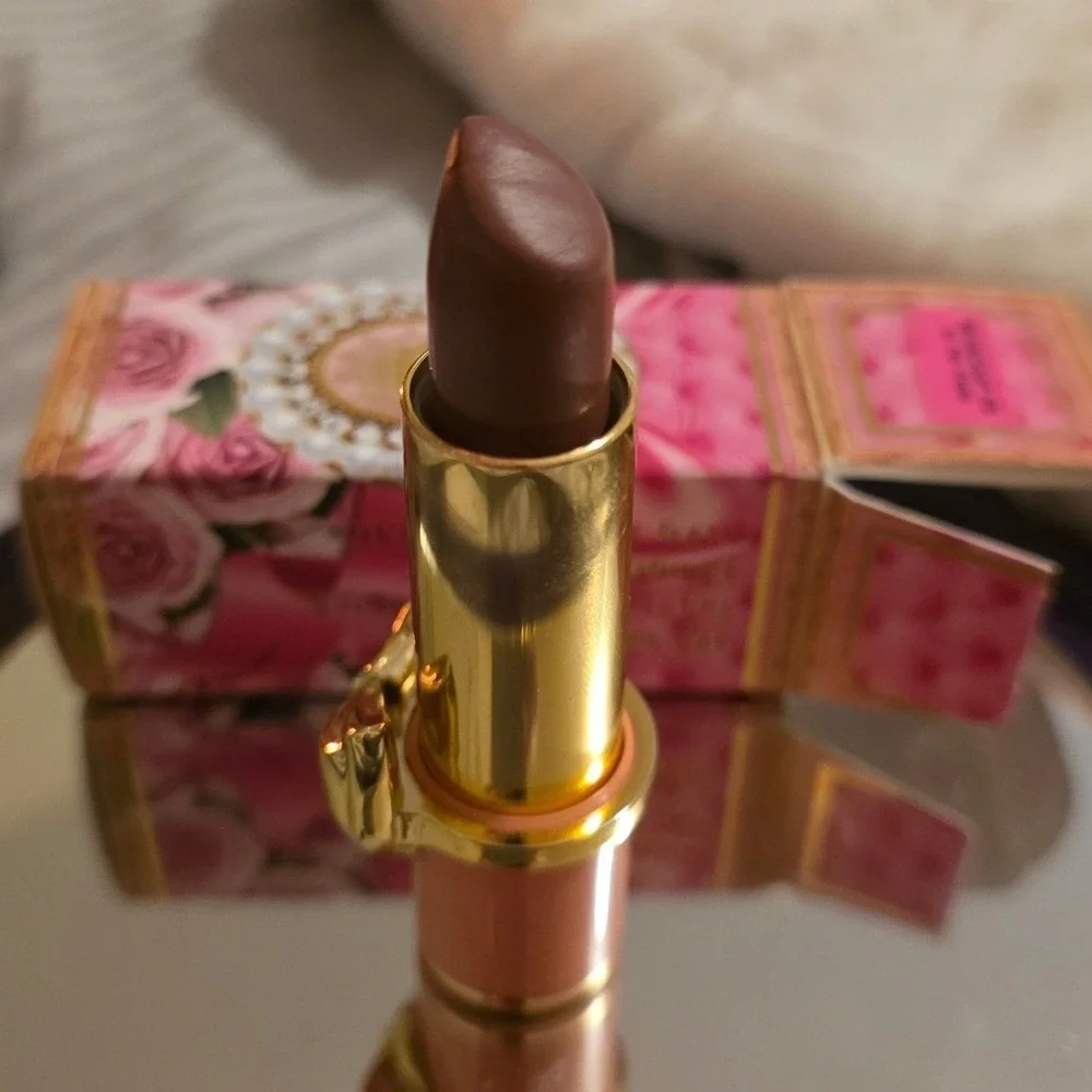 Pat McGrath revised description